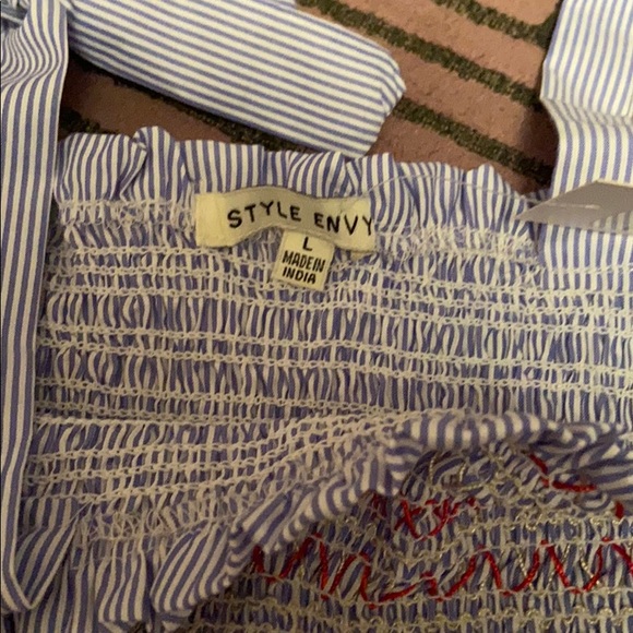 NWT abitabile style envy cropped peplum style top - Picture 3 of 6